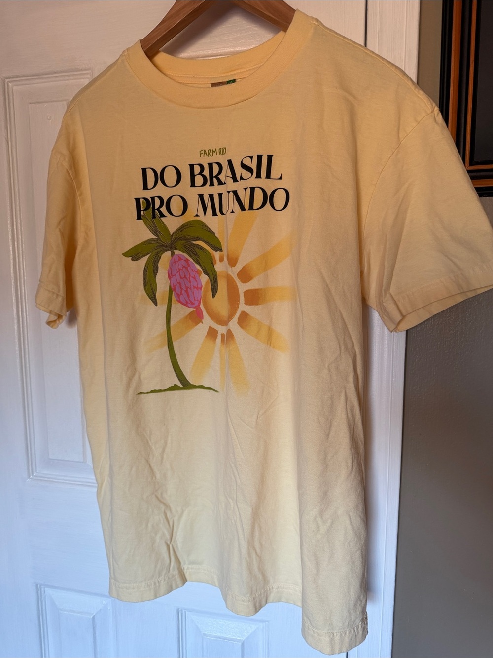 FARM Rio Pale Yellow Tropical Graphic Tee C 22”